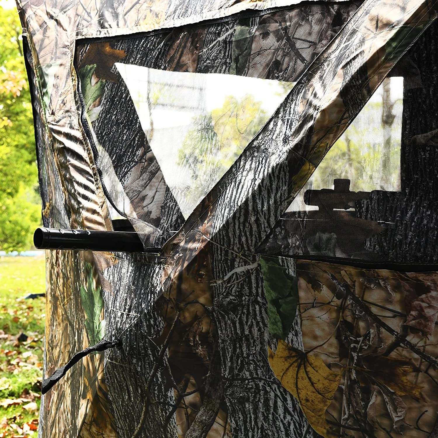3 Person Pop up Ground Camo Deer Blind Portable Camouflage Hunting Blind Tent with 360 Degree Mesh Windows Carrying Bag