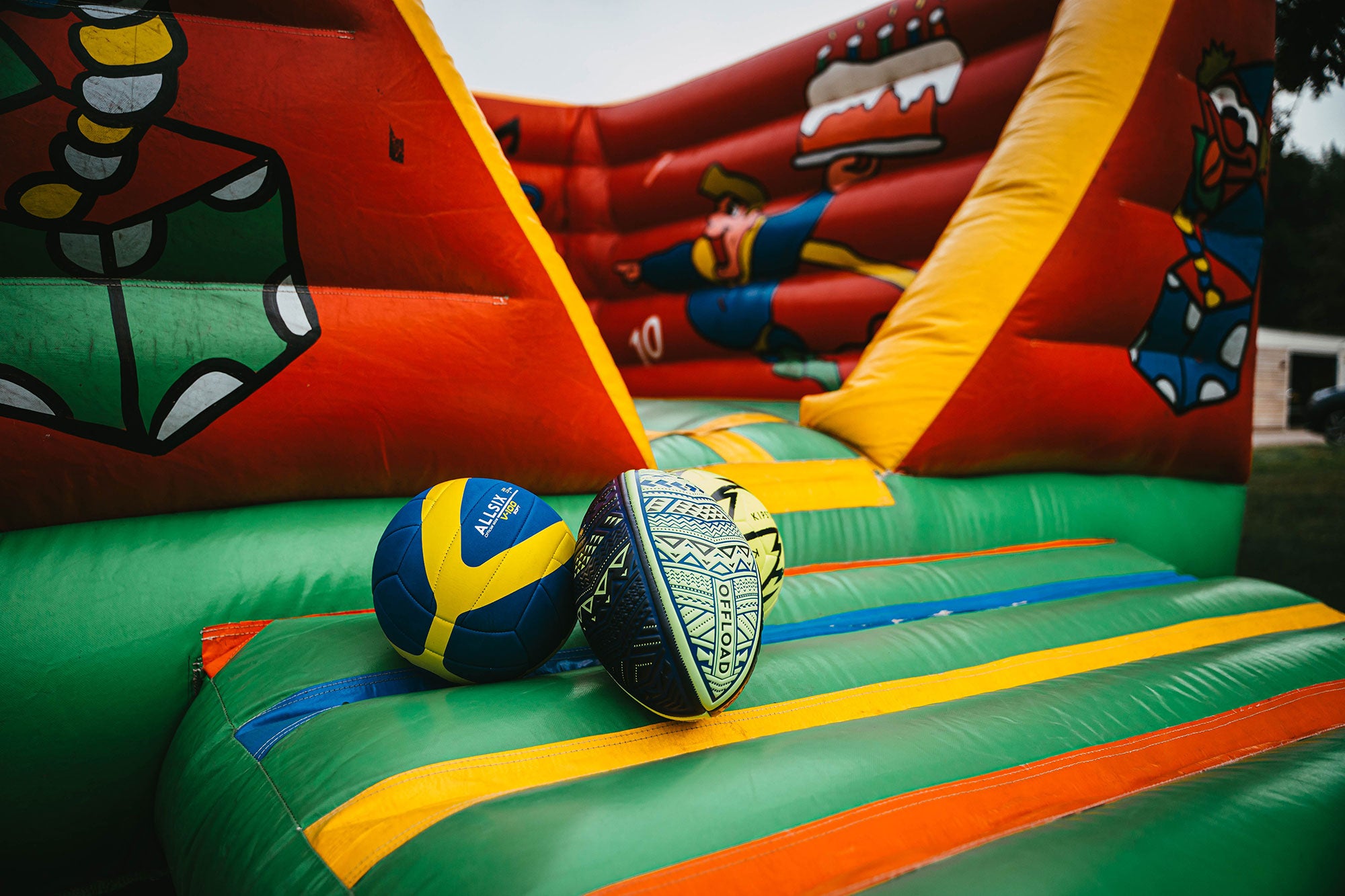 Kids Gear Guide – Bounce House for Summer