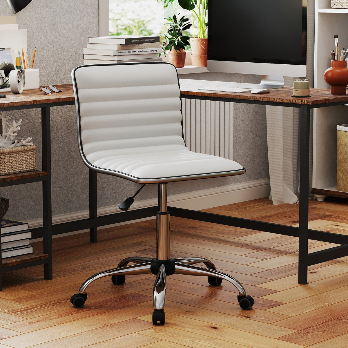 Task Chair Adjustable Office Chair w/ Swivel Seat Upholstered Computer Desk